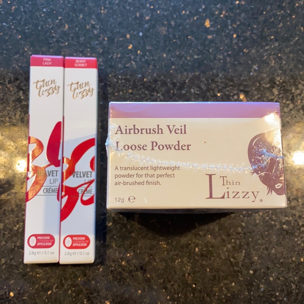 Thin Lizzy Airbrush Veil Loose Powder & Velvet Lip creme PINK LADY BERRY SORBET